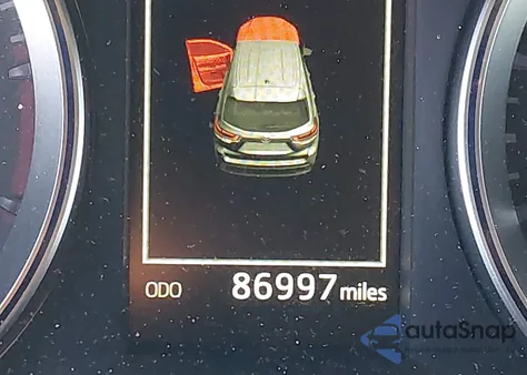 2018 Toyota Highlander Xle z USA, uszkodzony, nr VIN 5TDJZRFH1JS490555